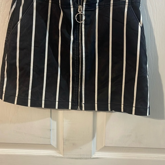 Volcom Striped Black Mini Skirt with White Accents - Picture 2 of 7